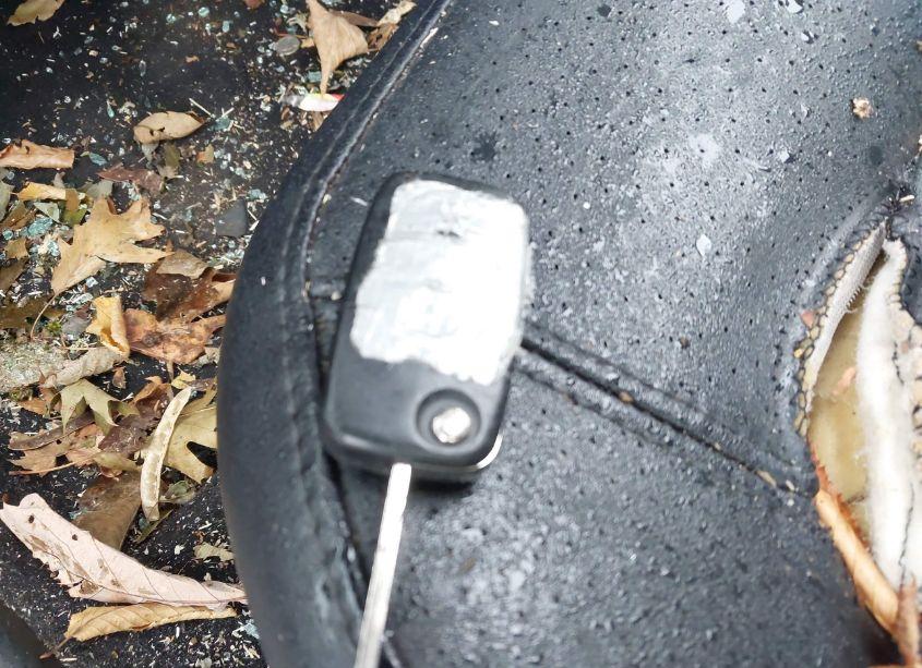 Photo 11 of 2001 Volkswagen New BEETLE GLX (VIN 3VWDD21C11M424969)