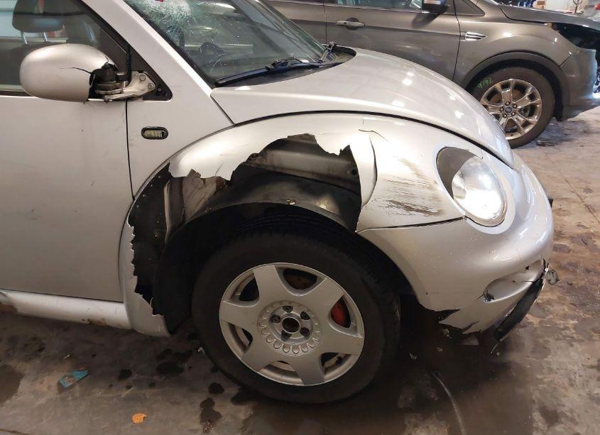 Photo 18 of 2001 Volkswagen New BEETLE GLX (VIN 3VWDD21C11M440783)