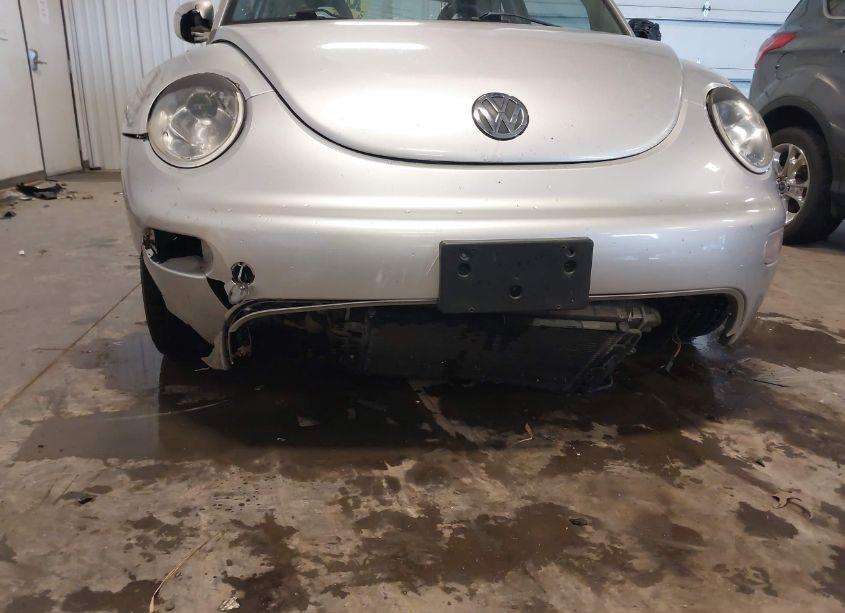 Photo 6 of 2001 Volkswagen New BEETLE GLX (VIN 3VWDD21C11M440783)