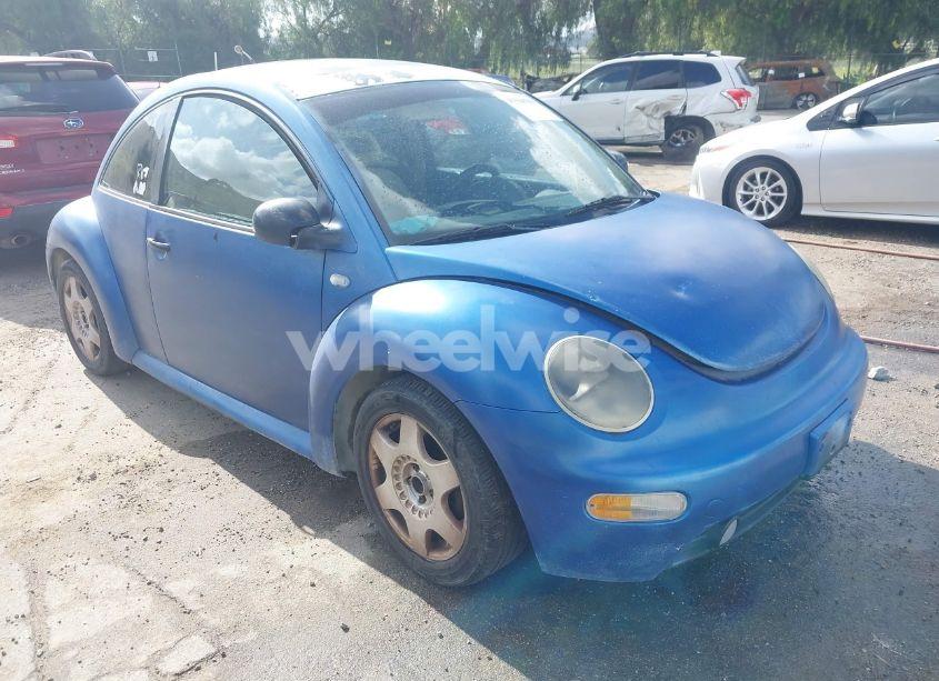 2000 Volkswagen New BEETLE GLX (VIN 3VWDD21C1YM423699) main photo