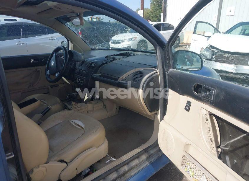 Photo 5 of 2000 Volkswagen New BEETLE GLX (VIN 3VWDD21C1YM423699)