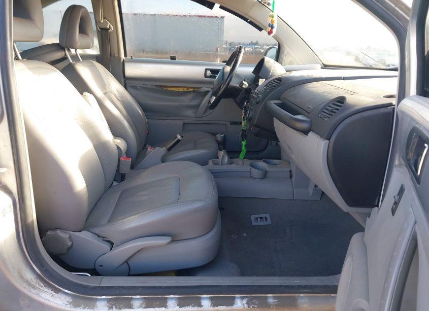 Photo 5 of 2001 Volkswagen New BEETLE GLX (VIN 3VWDD21C21M453705)