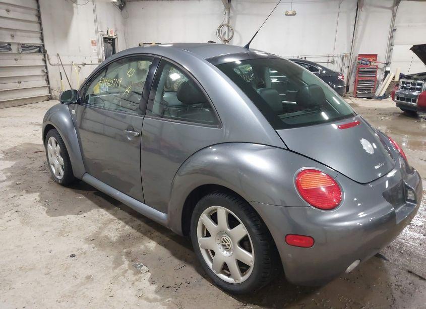 Photo 3 of 2002 Volkswagen New BEETLE GLX (VIN 3VWDD21C22M461160)