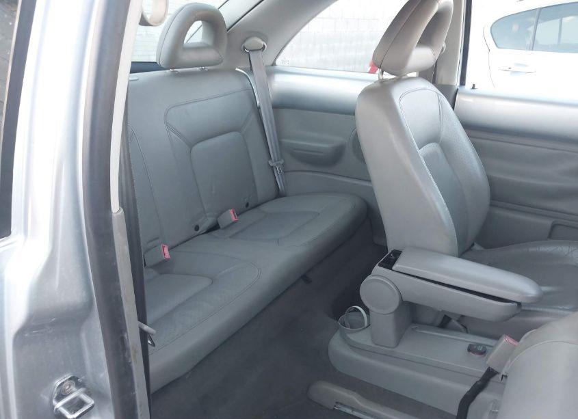 Photo 8 of 2002 Volkswagen New BEETLE GLX (VIN 3VWDD21C32M423677)