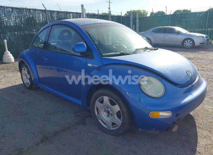 2000 Volkswagen New BEETLE GLX (VIN 3VWDD21C3YM429911) main photo