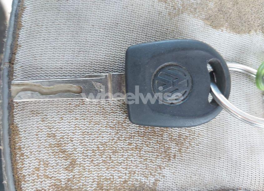 Photo 11 of 2000 Volkswagen New BEETLE GLX (VIN 3VWDD21C3YM429911)