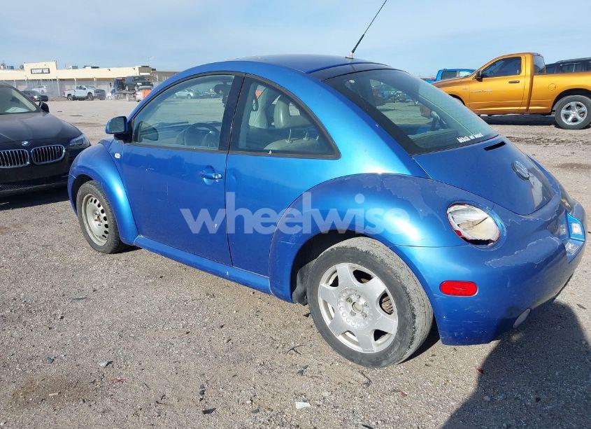 Photo 3 of 2000 Volkswagen New BEETLE GLX (VIN 3VWDD21C3YM429911)