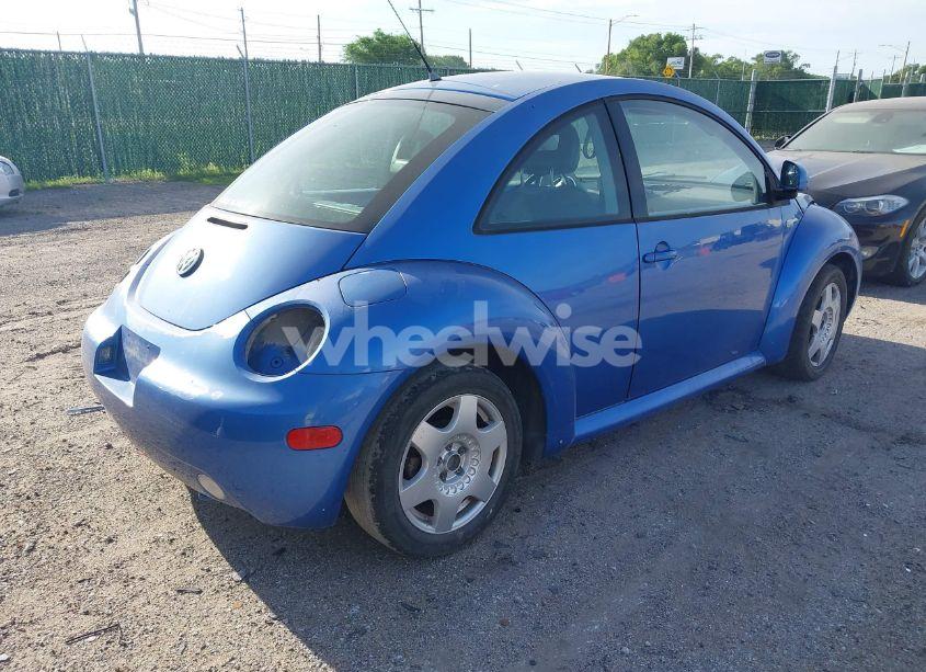 Photo 4 of 2000 Volkswagen New BEETLE GLX (VIN 3VWDD21C3YM429911)