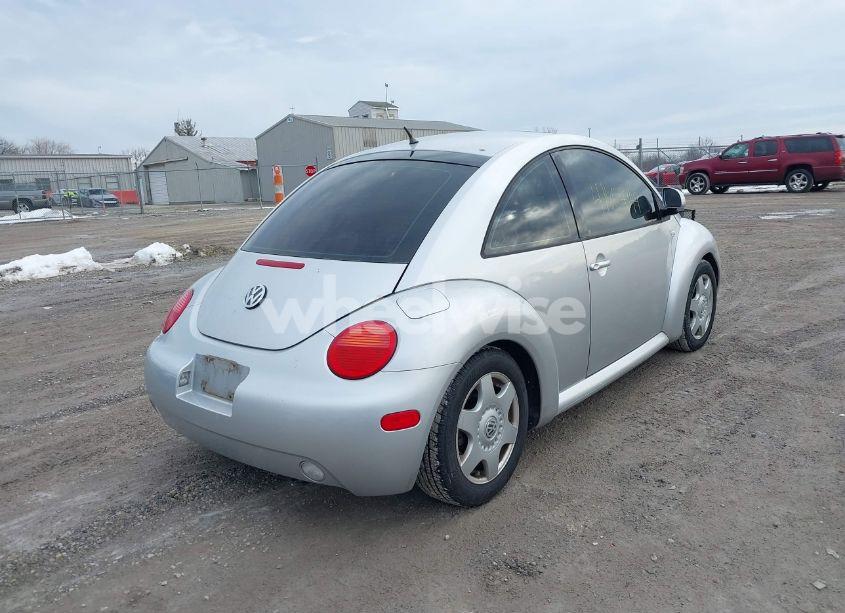Photo 4 of 2000 Volkswagen New BEETLE GLX (VIN 3VWDD21C4YM426323)
