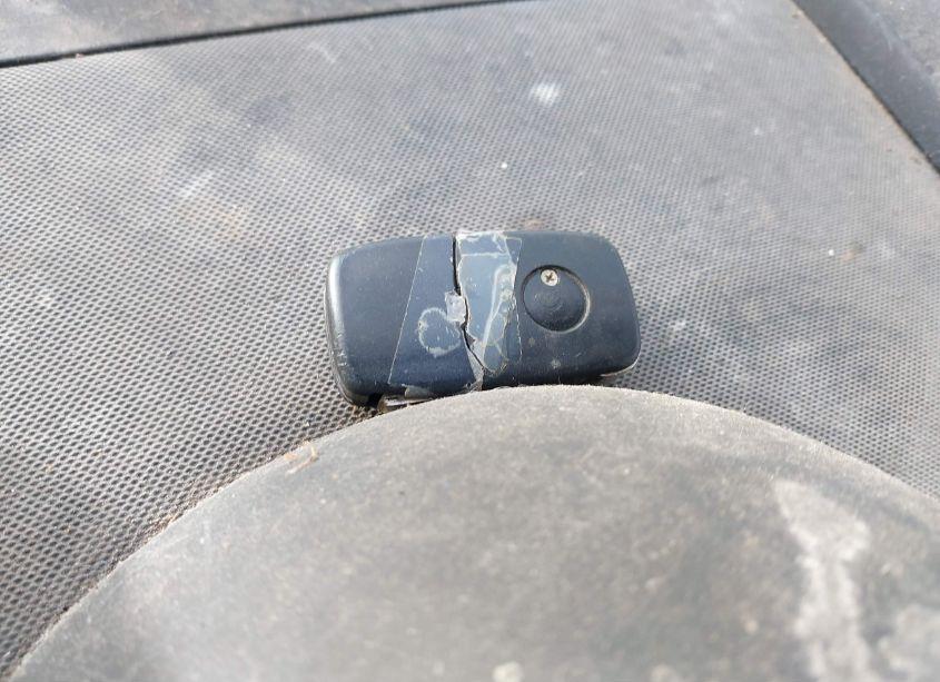 Photo 11 of 2000 Volkswagen New BEETLE GLX (VIN 3VWDD21C4YM443199)