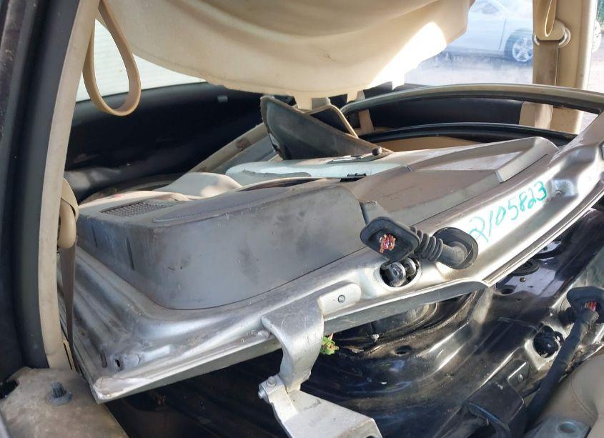 Photo 8 of 2000 Volkswagen New BEETLE GLX (VIN 3VWDD21C4YM443199)