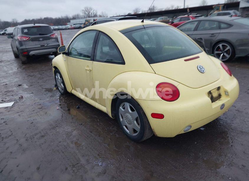 Photo 3 of 2000 Volkswagen New BEETLE GLX (VIN 3VWDD21C4YM490314)