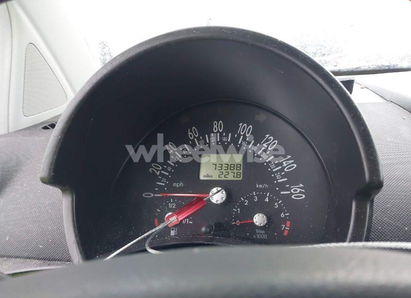 Photo 7 of 2000 Volkswagen New BEETLE GLX (VIN 3VWDD21C4YM490314)