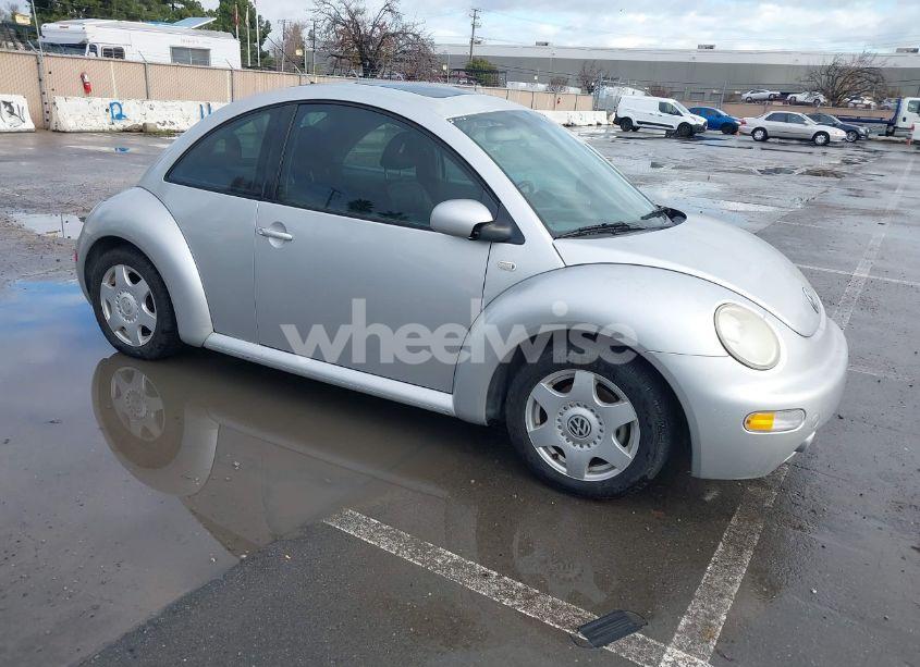 2001 Volkswagen New BEETLE GLX (VIN 3VWDD21C61M439550) main photo