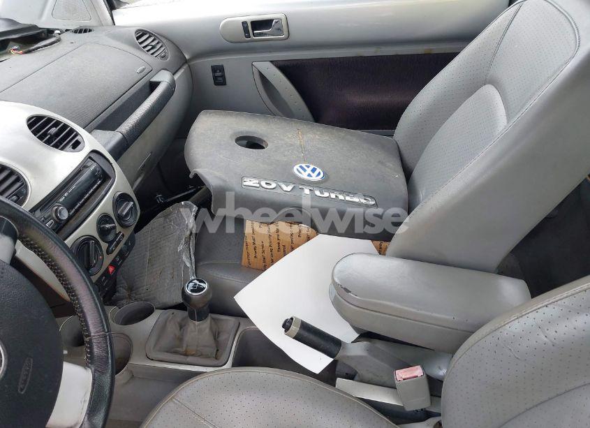 Photo 12 of 2001 Volkswagen New BEETLE GLX (VIN 3VWDD21C81M443163)