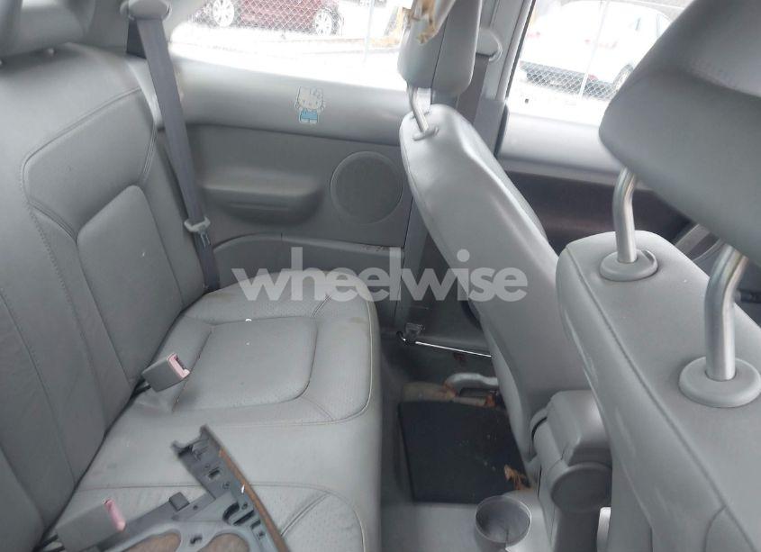 Photo 8 of 2001 Volkswagen New BEETLE GLX (VIN 3VWDD21C81M443163)