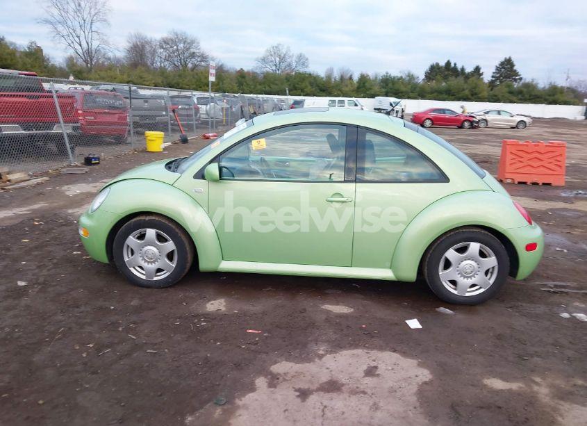 Photo 14 of 2001 Volkswagen New BEETLE GLX (VIN 3VWDD21C81M461520)