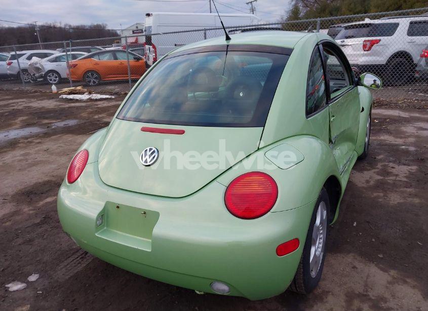 Photo 4 of 2001 Volkswagen New BEETLE GLX (VIN 3VWDD21C81M461520)