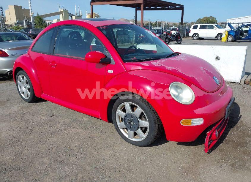 2002 Volkswagen New BEETLE GLX (VIN 3VWDD21C82M410830) main photo