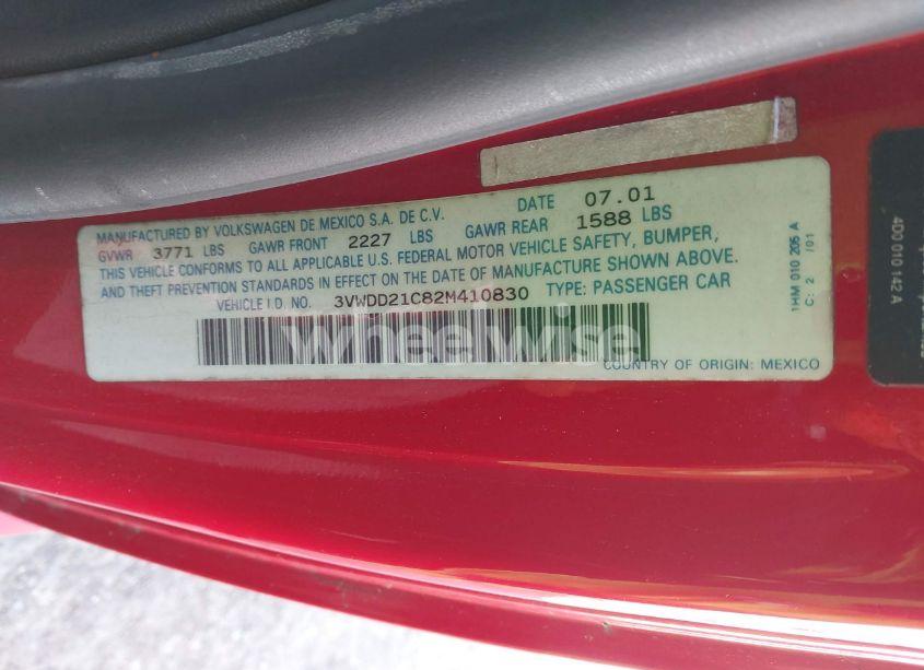 Photo 9 of 2002 Volkswagen New BEETLE GLX (VIN 3VWDD21C82M410830)