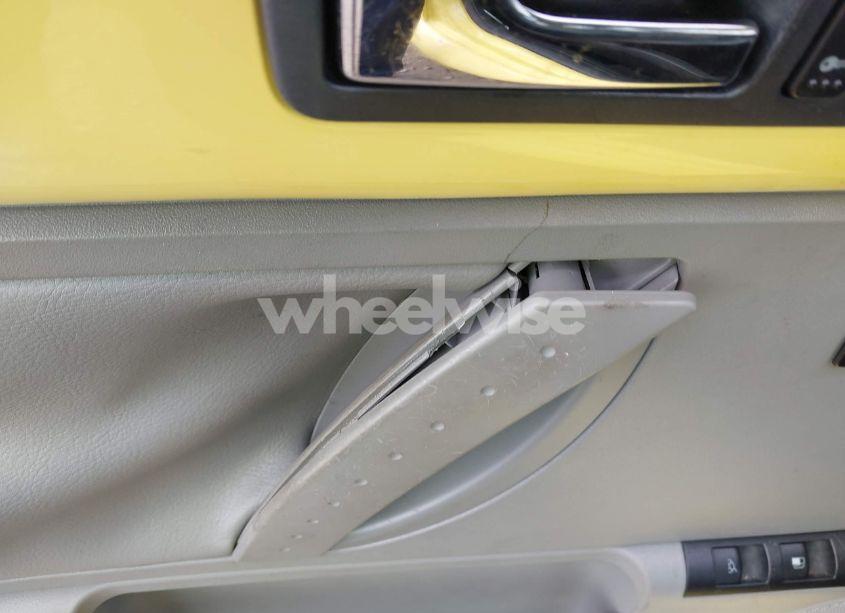 Photo 6 of 2003 Volkswagen New BEETLE GLX (VIN 3VWDD21C83M428634)