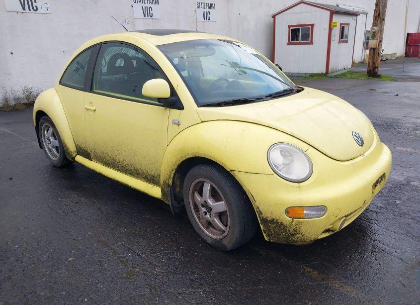2000 Volkswagen New BEETLE GLX (VIN 3VWDD21C8YM429354) main photo