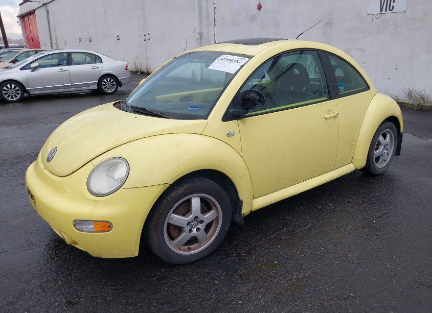 Photo 2 of 2000 Volkswagen New BEETLE GLX (VIN 3VWDD21C8YM429354)