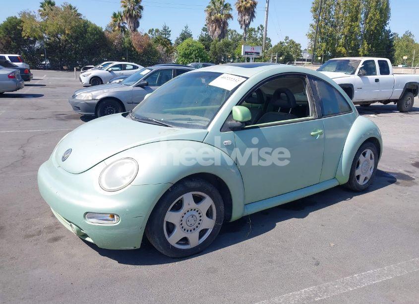 Photo 2 of 2000 Volkswagen New BEETLE GLX (VIN 3VWDD21C9YM430092)