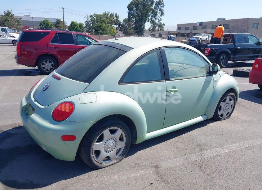 Photo 4 of 2000 Volkswagen New BEETLE GLX (VIN 3VWDD21C9YM430092)