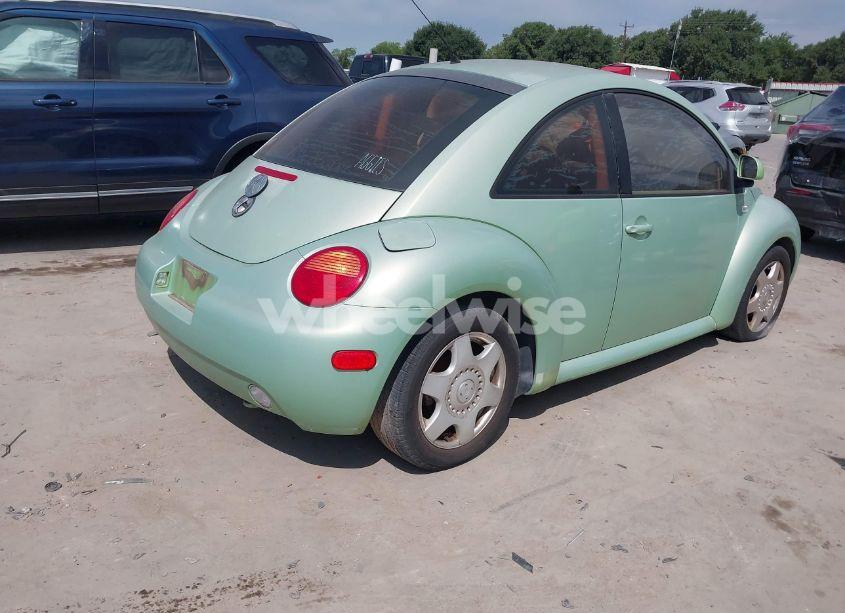 Photo 4 of 2000 Volkswagen New BEETLE GLX (VIN 3VWDD21C9YM451119)