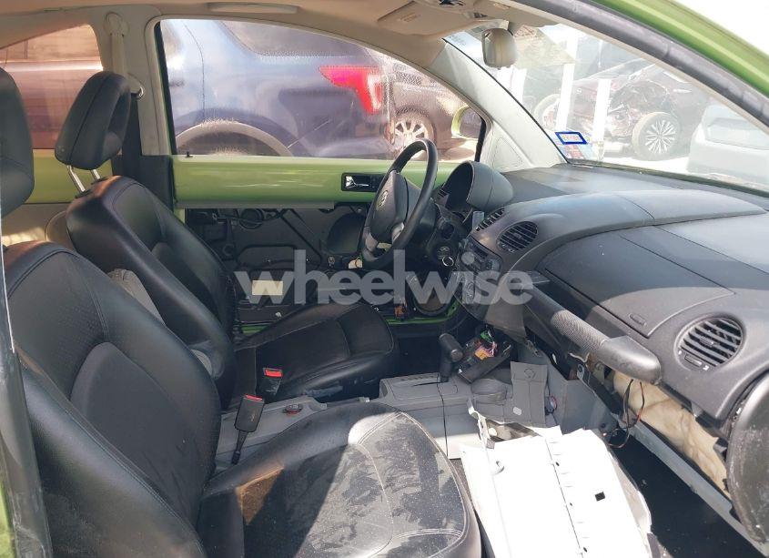 Photo 5 of 2000 Volkswagen New BEETLE GLX (VIN 3VWDD21C9YM451119)