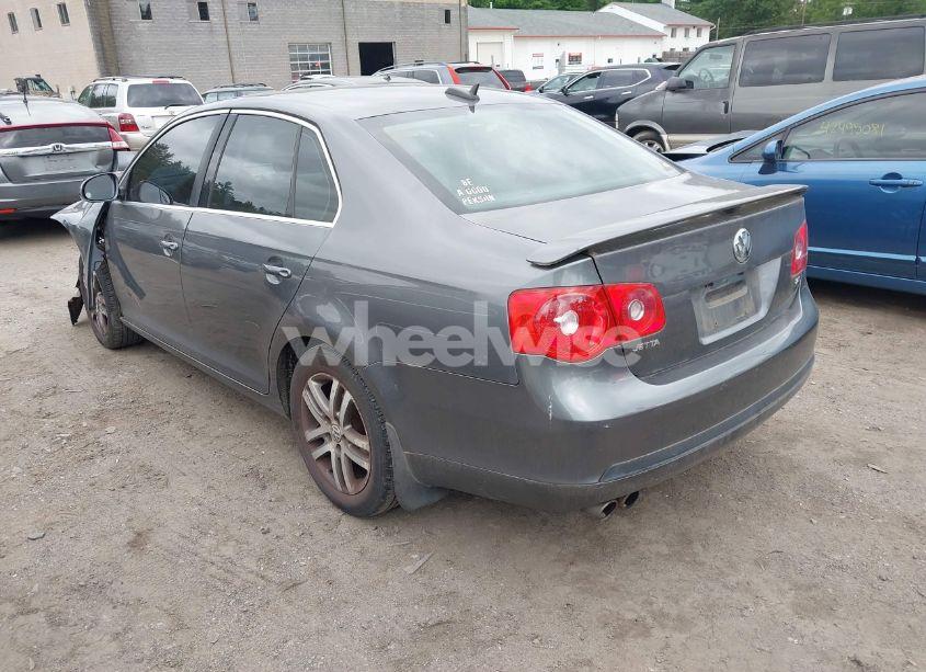 Photo 3 of 2006 Volkswagen Jetta 2.5 (VIN 3VWDF71K16M629021)