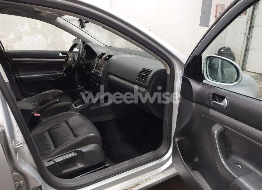 Photo 5 of 2007 Volkswagen Jetta 2.5 (VIN 3VWDF71K47M018384)