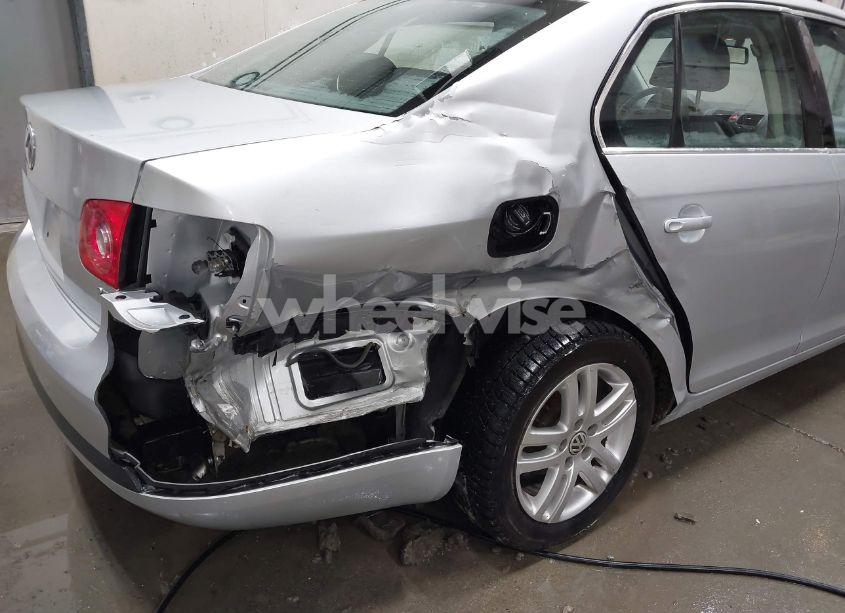 Photo 6 of 2007 Volkswagen Jetta 2.5 (VIN 3VWDF71K47M018384)