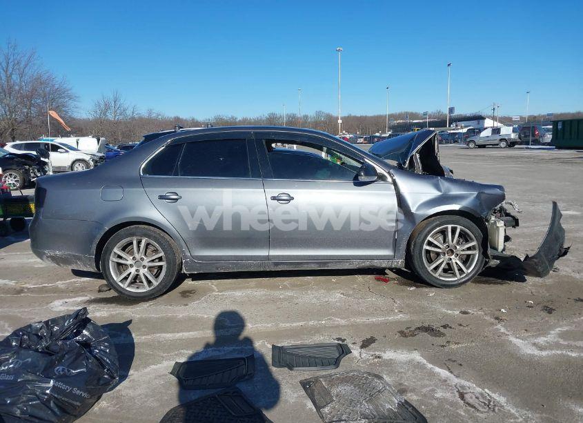 Photo 13 of 2007 Volkswagen Jetta 2.5 (VIN 3VWDF71K97M043975)