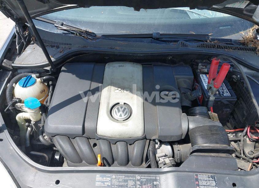 Photo 10 of 2005 Volkswagen Jetta 2.5 (VIN 3VWDG71K15M638359)