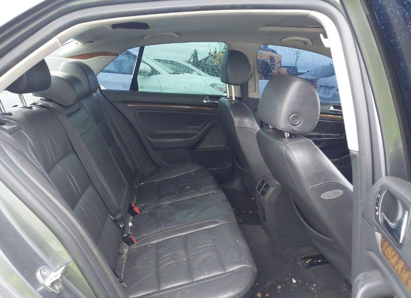 Photo 8 of 2005 Volkswagen Jetta 2.5 (VIN 3VWDG71K45M603394)