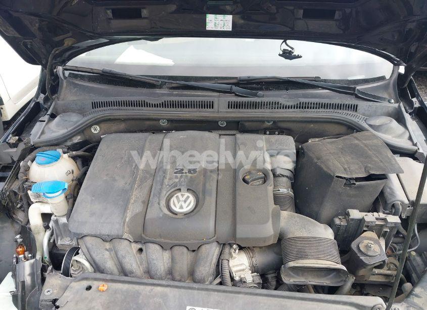 Photo 10 of 2012 Volkswagen Jetta 2.5L SE (VIN 3VWDP7AJ0CM068889)