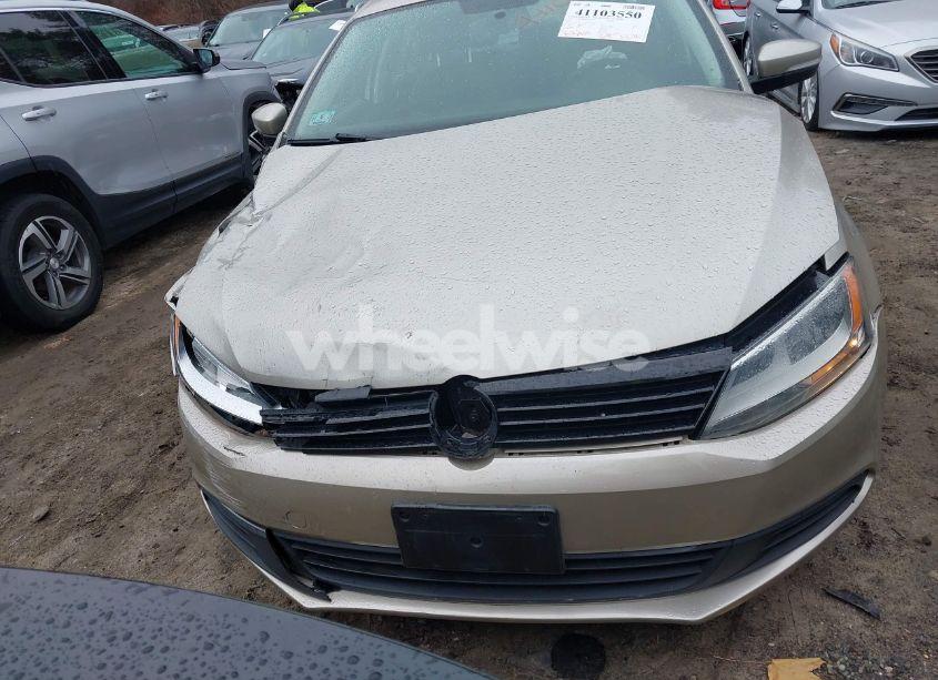 Photo 6 of 2012 Volkswagen Jetta 2.5L SE (VIN 3VWDP7AJ0CM128119)