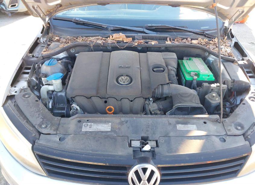 Photo 10 of 2012 Volkswagen Jetta 2.5L SE (VIN 3VWDP7AJ0CM130386)