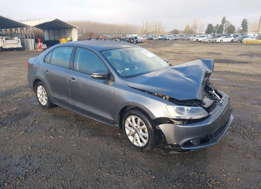 2012 Volkswagen Jetta 2.5L SE (VIN 3VWDP7AJ0CM302464) main photo