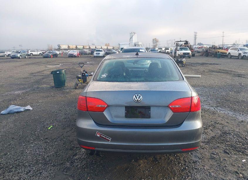 Photo 16 of 2012 Volkswagen Jetta 2.5L SE (VIN 3VWDP7AJ0CM302464)