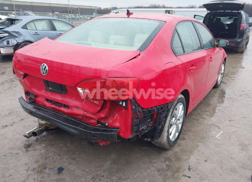 Photo 4 of 2012 Volkswagen Jetta 2.5L SE (VIN 3VWDP7AJ0CM303372)