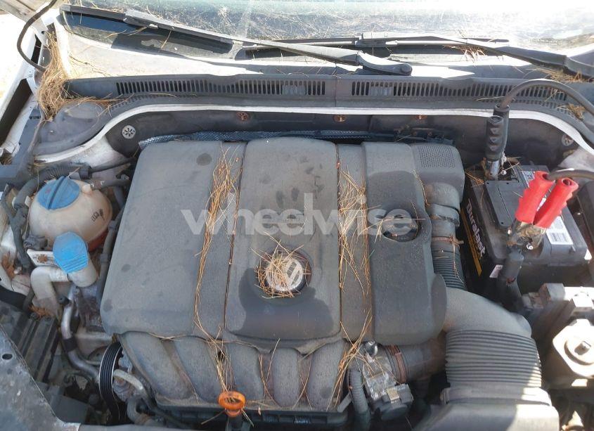 Photo 10 of 2012 Volkswagen Jetta 2.5L SE (VIN 3VWDP7AJ0CM306577)