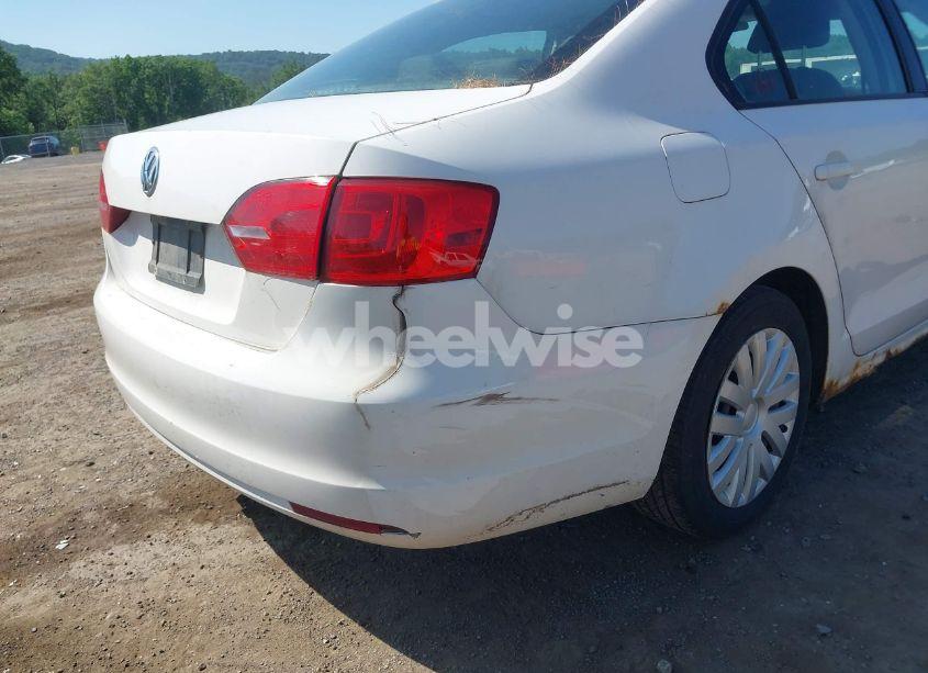 Photo 12 of 2012 Volkswagen Jetta 2.5L SE (VIN 3VWDP7AJ0CM306577)