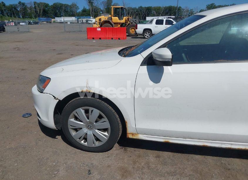 Photo 13 of 2012 Volkswagen Jetta 2.5L SE (VIN 3VWDP7AJ0CM306577)