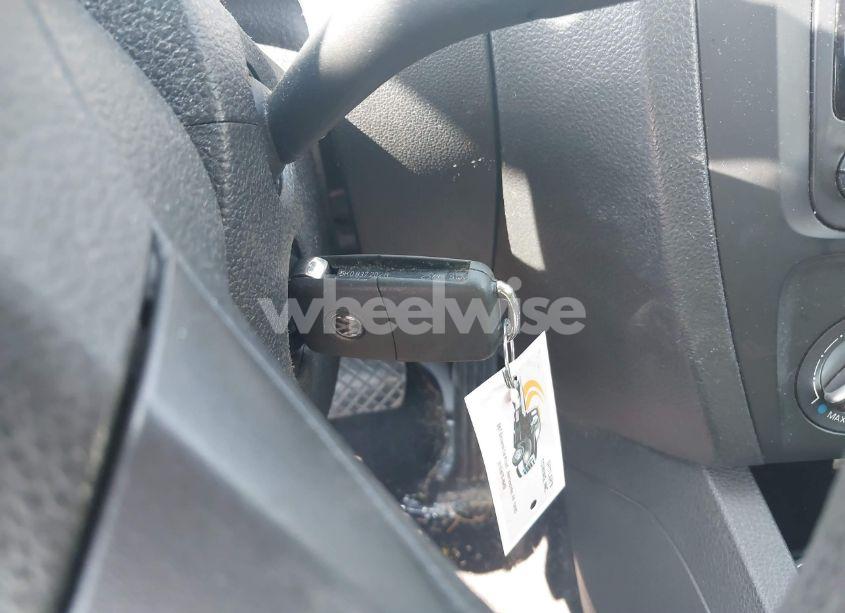 Photo 11 of 2012 Volkswagen Jetta 2.5L SE (VIN 3VWDP7AJ0CM309754)