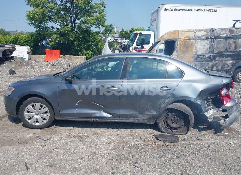 Photo 14 of 2012 Volkswagen Jetta 2.5L SE (VIN 3VWDP7AJ0CM309754)