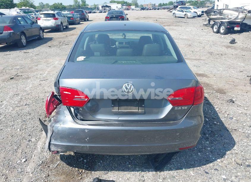 Photo 16 of 2012 Volkswagen Jetta 2.5L SE (VIN 3VWDP7AJ0CM309754)
