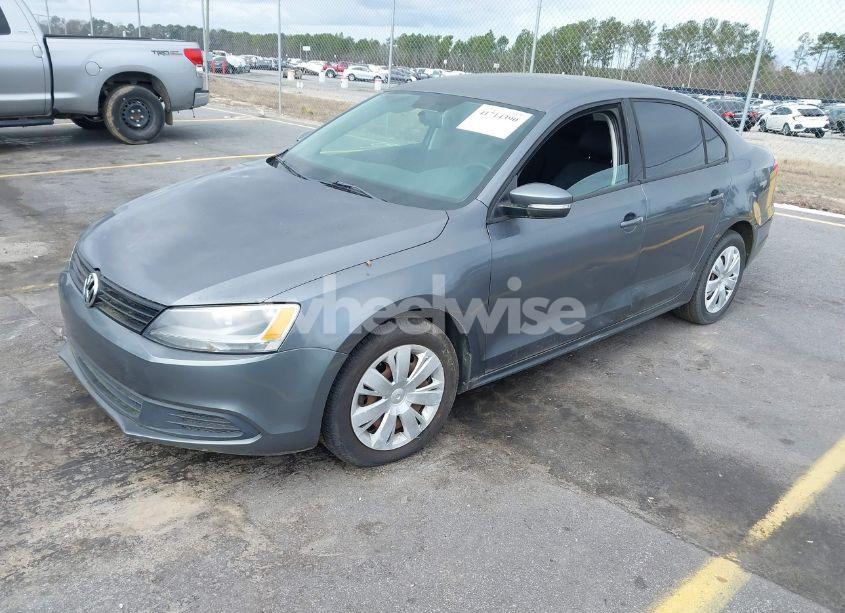 Photo 2 of 2012 Volkswagen Jetta 2.5L SE (VIN 3VWDP7AJ0CM311651)